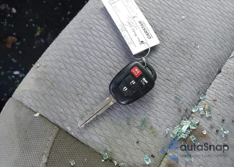 2017 Toyota Corolla Le из США, поврежденный, VIN 2T1BURHE9HC896012